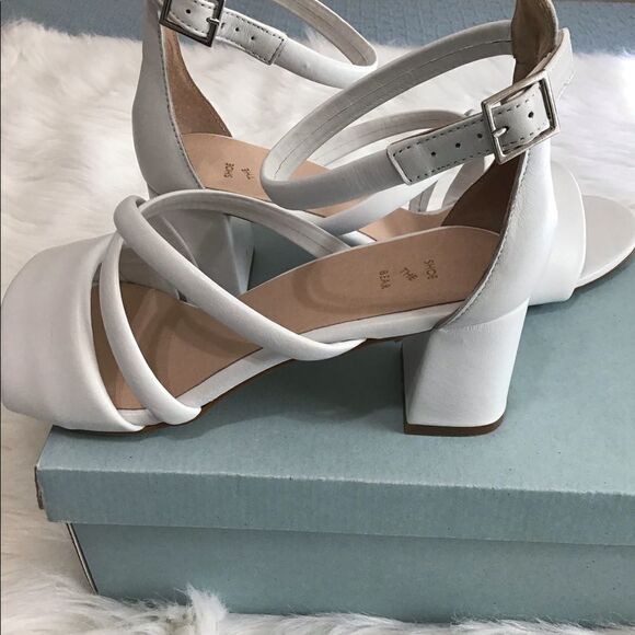 Anthropologie White Sandal Shoe The Bear Sandal May Puff Leather Heel Sandals - Picture 10 of 13